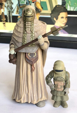 Star Wars Saga 2002 (3.75 Inch) Loose Tusken Female with Child
